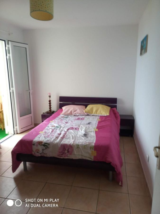 Charmant Studio Dans Le Sud, Ideal Pour Un Couple Trois Mares Exterior foto